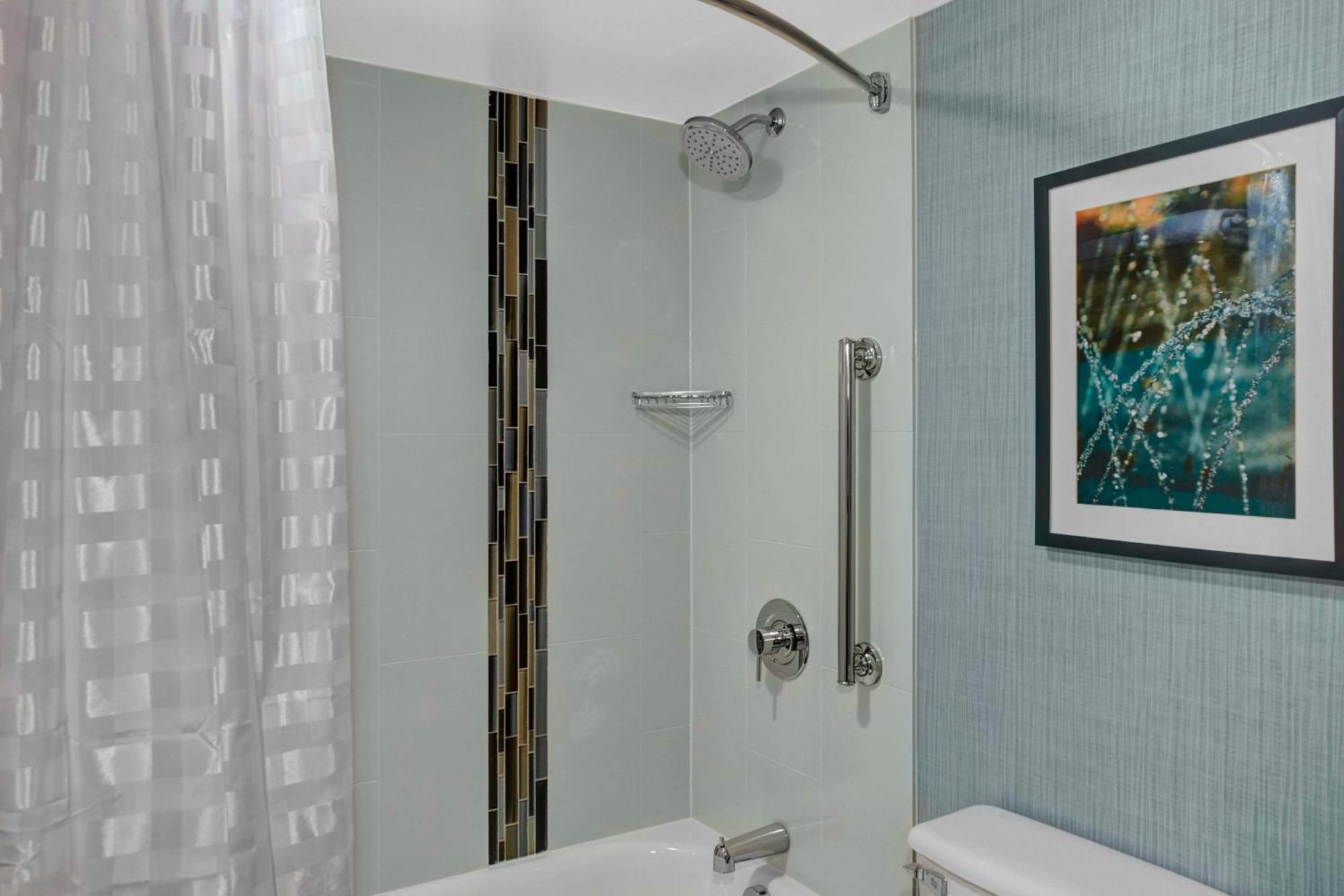 Hyatt Place Cincinnati Airport Флорънс Екстериор снимка