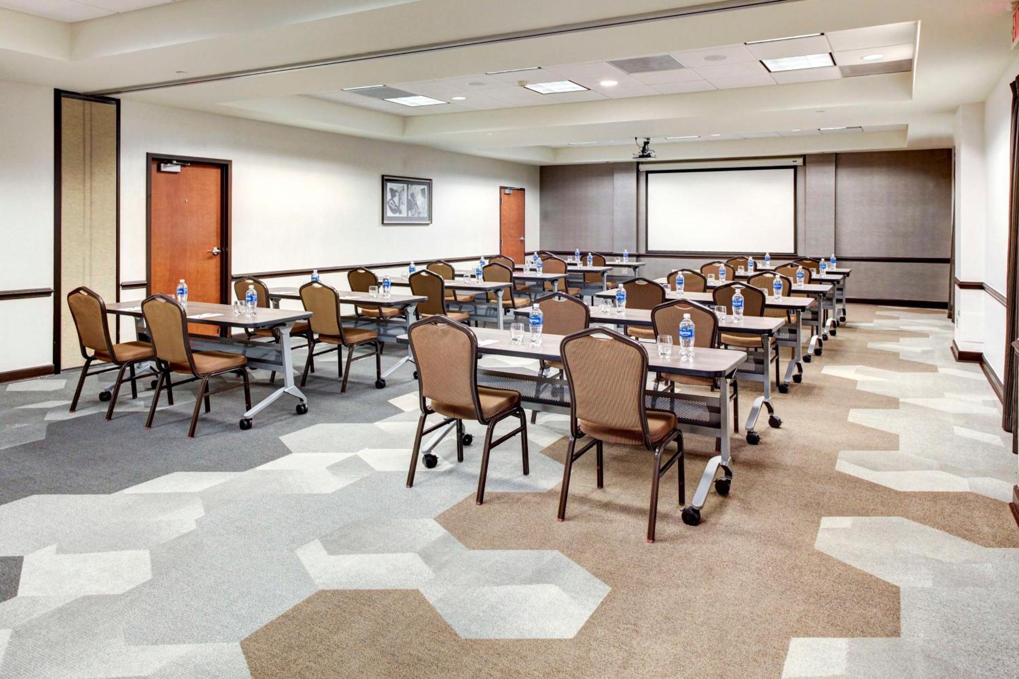 Hyatt Place Cincinnati Airport Флорънс Екстериор снимка